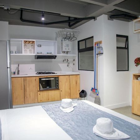 Edificio Helena Apartment Меделин Екстериор снимка