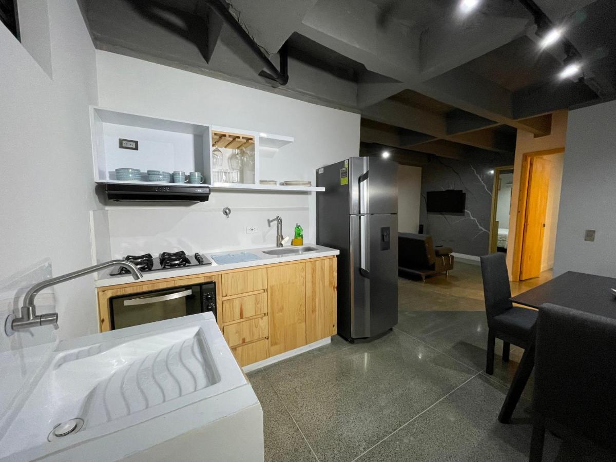Edificio Helena Apartment Меделин Екстериор снимка