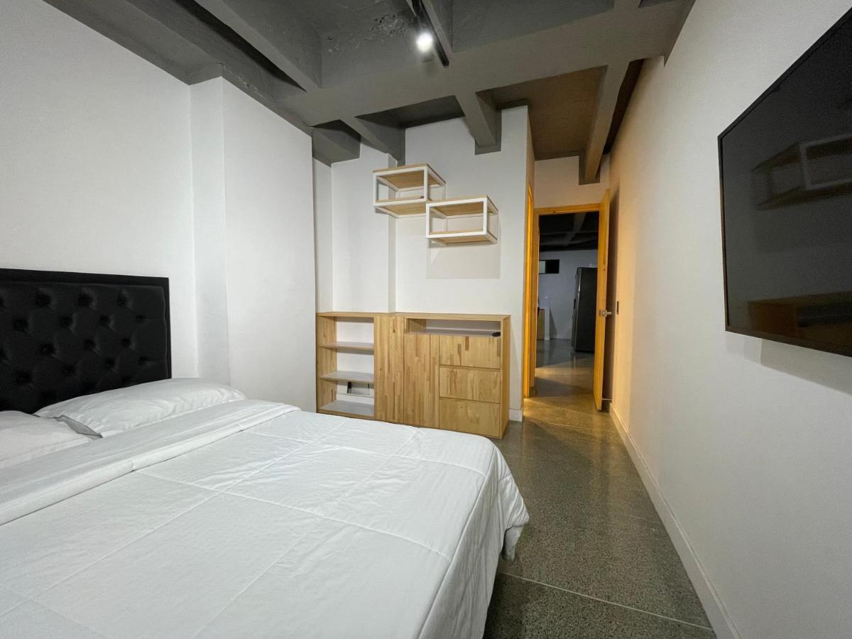 Edificio Helena Apartment Меделин Екстериор снимка
