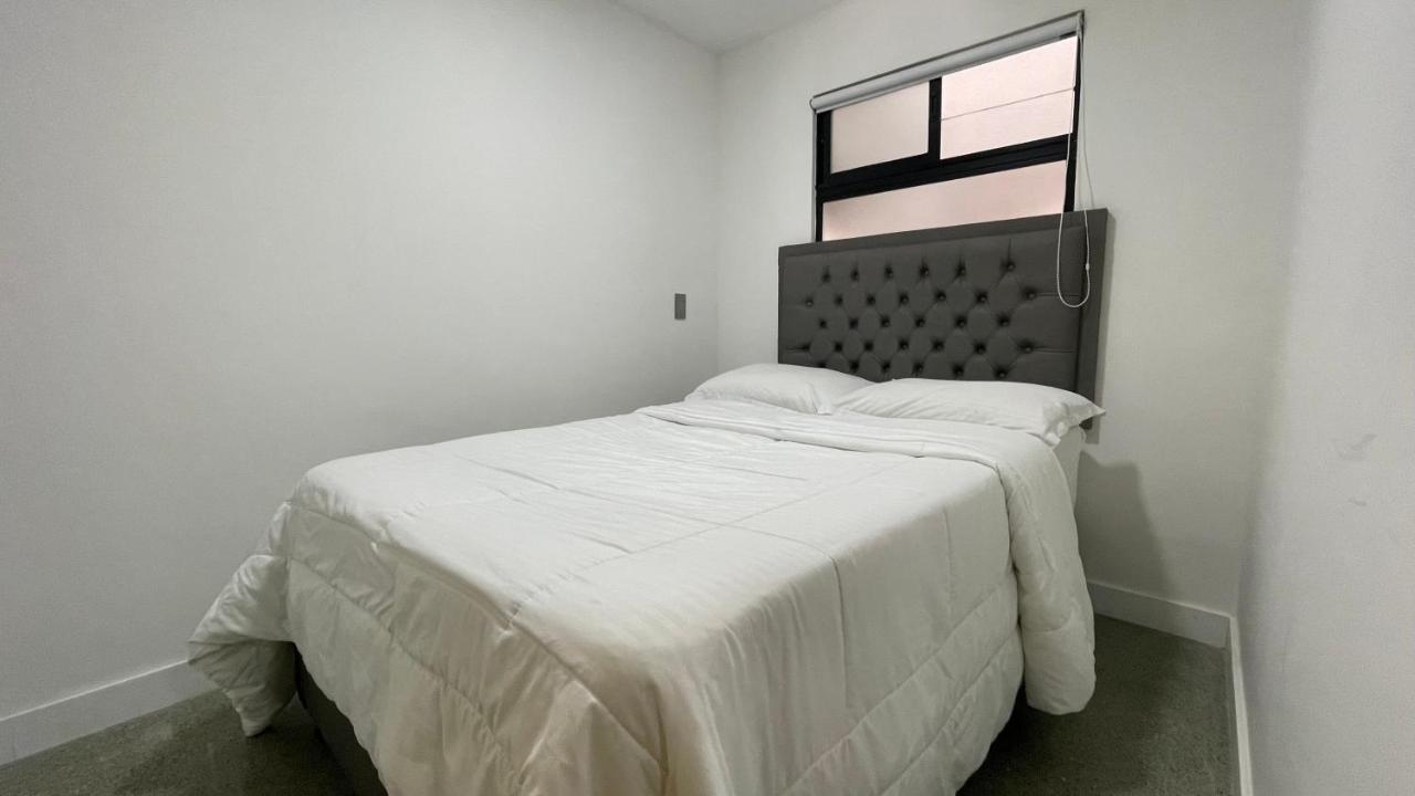Edificio Helena Apartment Меделин Екстериор снимка