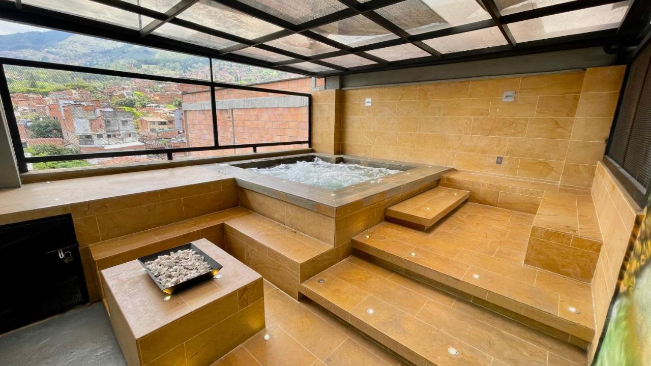 Edificio Helena Apartment Меделин Екстериор снимка